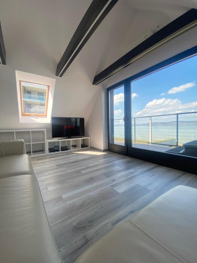 Hullám Apartman Balatonlelle Exterior foto