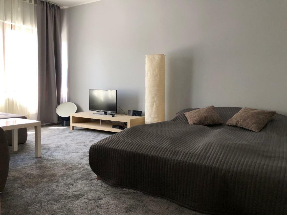 Hullám Apartman Balatonlelle Exterior foto